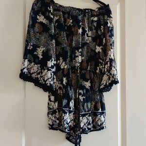 Quarter sleeve romper